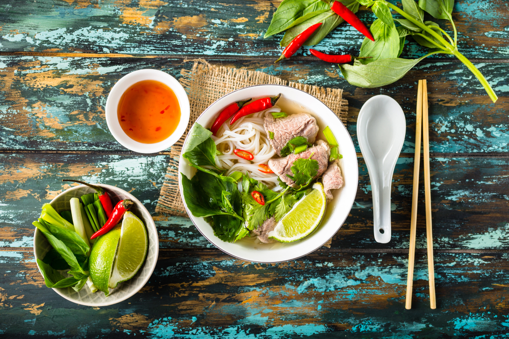 Polévka Pho bo - recept na vietnamskou pikantní polévku